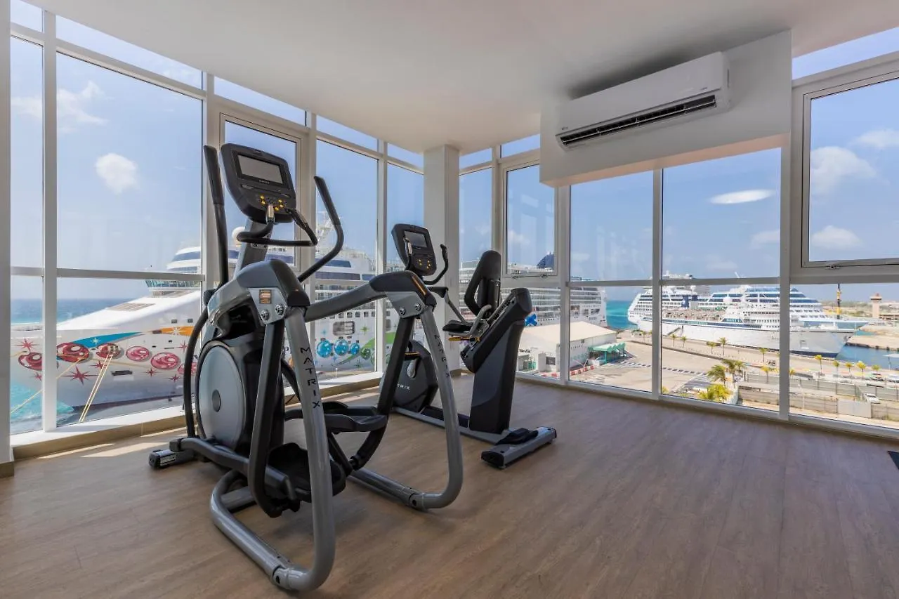 Family Condo At Downtown 오란제스타트