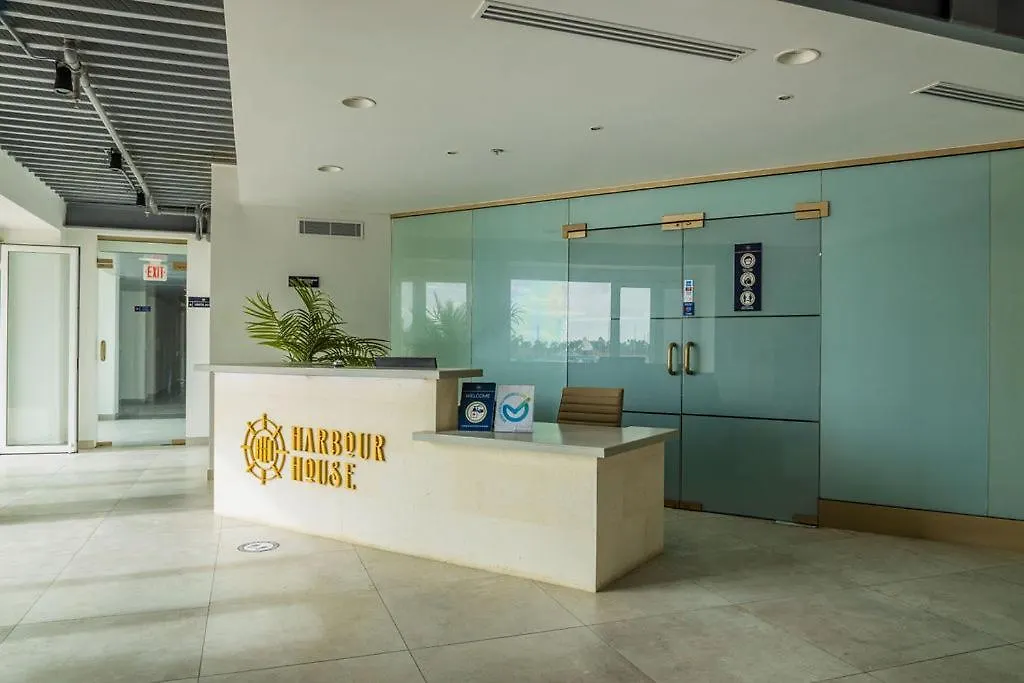 Family Condo At Downtown 오란제스타트 아파트